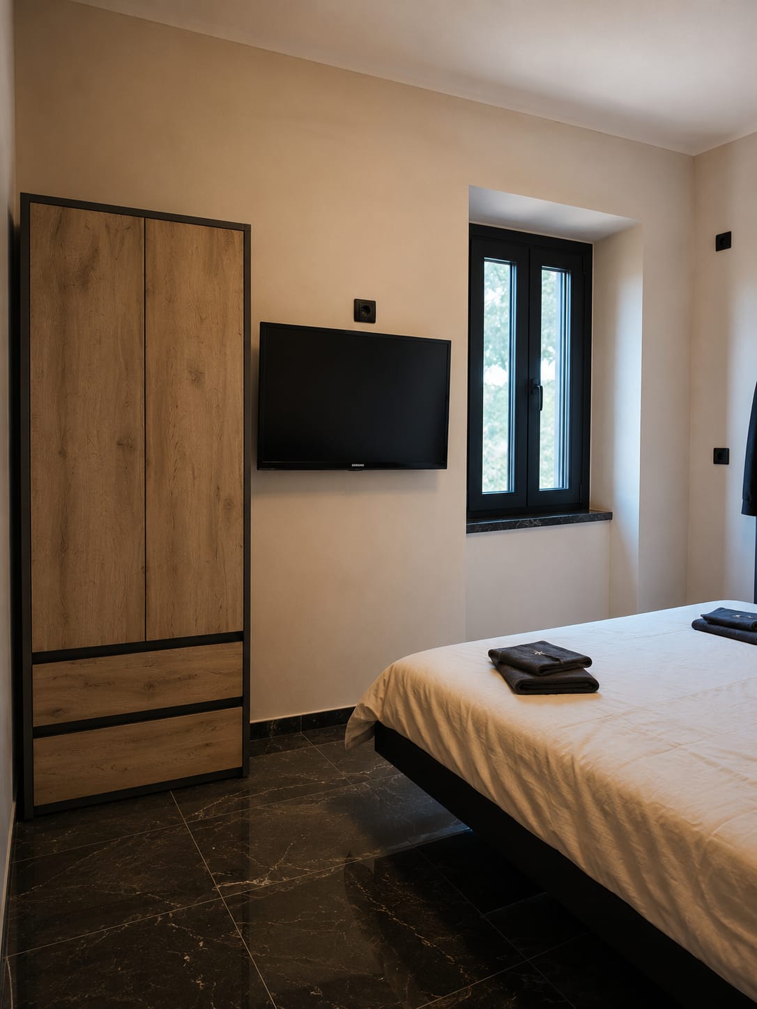 Lavanda guest room at Bio@Us
